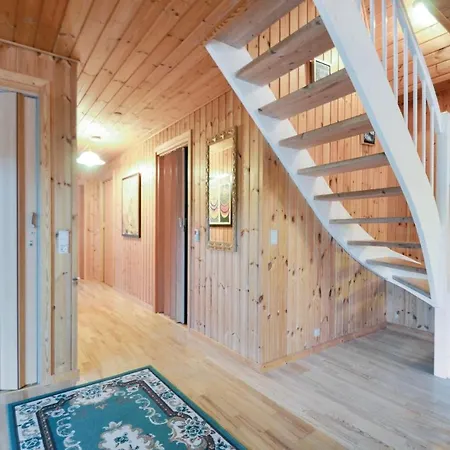 3 Bedroom Amazing In Holiday home *